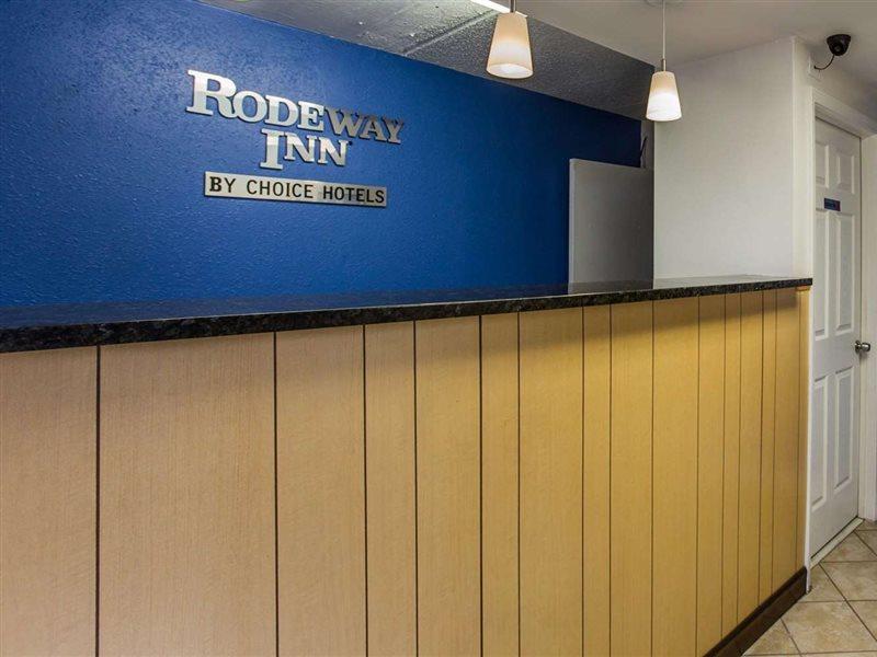 Rodeway Inn Charlotte Downtown Екстериор снимка