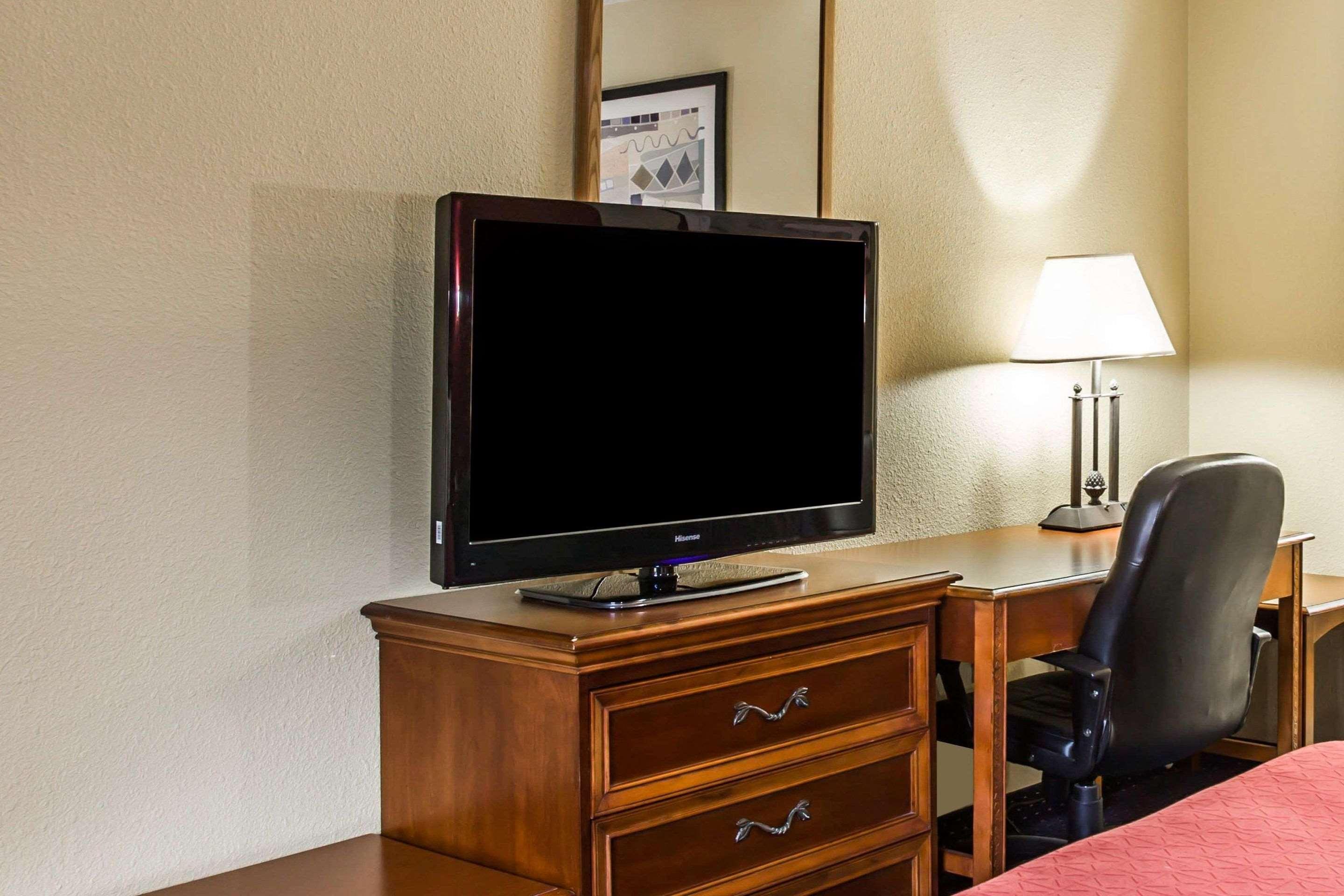 Rodeway Inn Charlotte Downtown Екстериор снимка