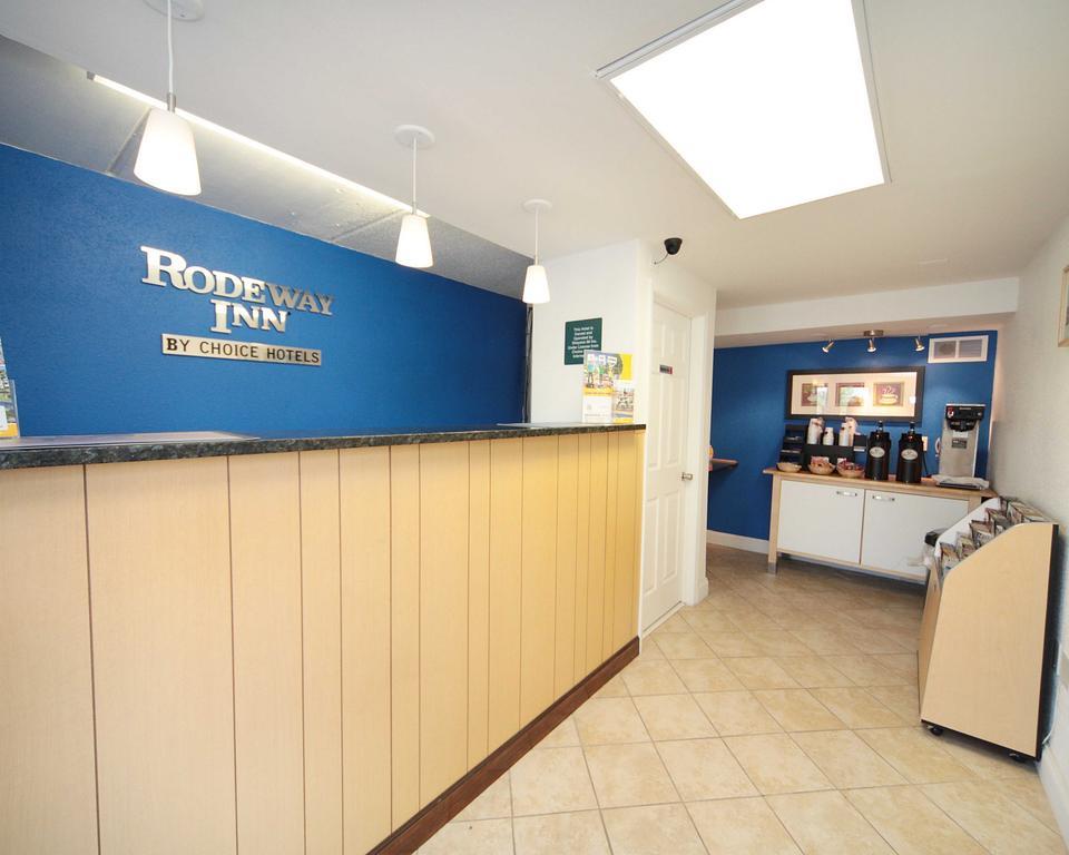 Rodeway Inn Charlotte Downtown Екстериор снимка
